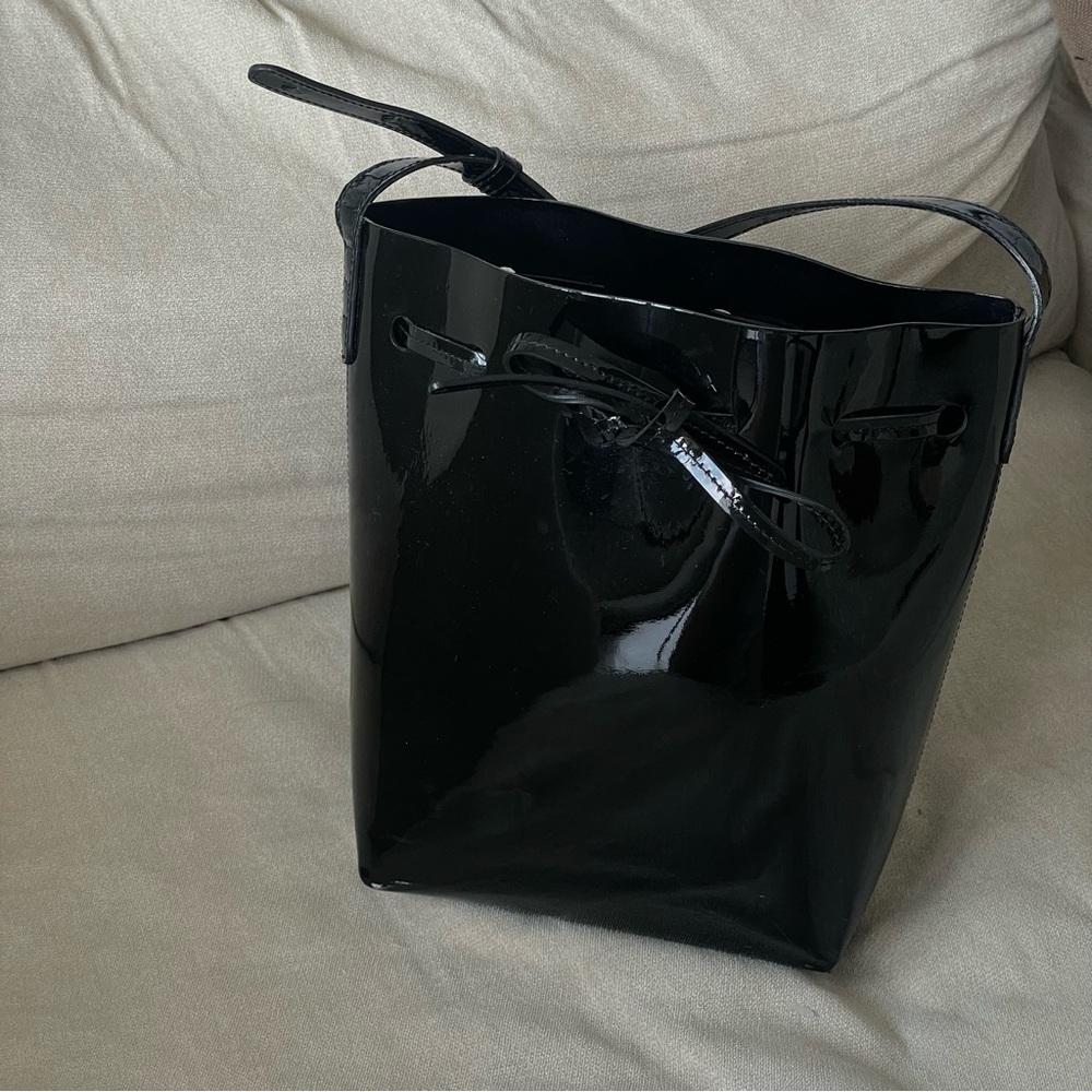Mansur Gavriel patent bucket bag